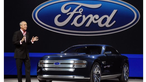 استدعاء 41.9 ألف سيارة من فورد في أمريكا عام 2025 بسبب عطل في كاميرا الرجوع للخلف