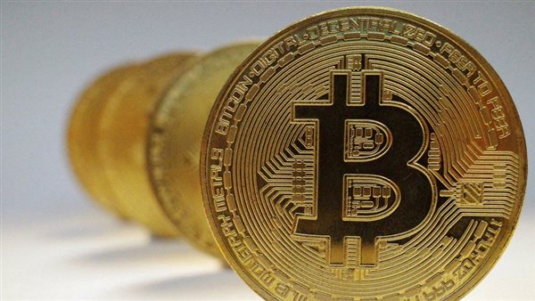 استقرار بيتكوين عند 118 ألف دولار في ظل تباين أسواق الكريبتو خلال 2025