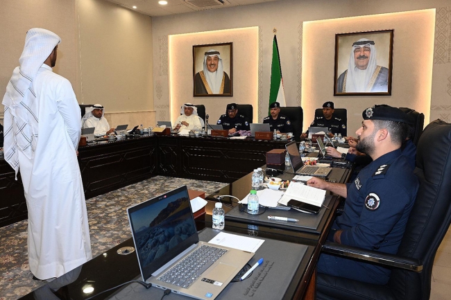 استمرار أعمال لجنة مقابلات طلبة ضباط الاختصاص للدفعة 33 في عام 2025