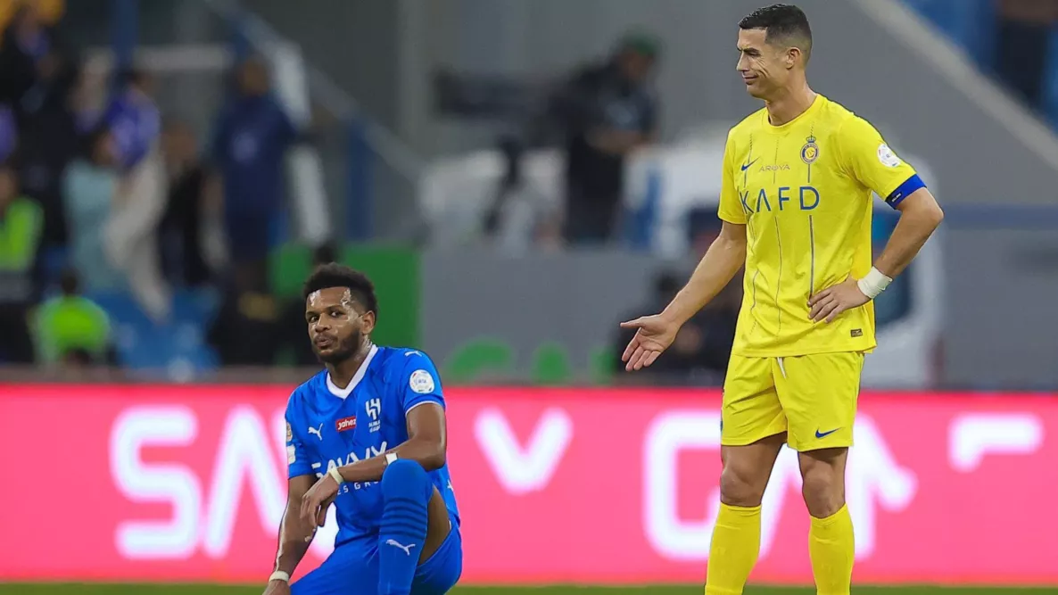 اقتراب البليهي من الاتحاد يثير الجدل بين جماهير الهلال بتصرف مميز في 2025