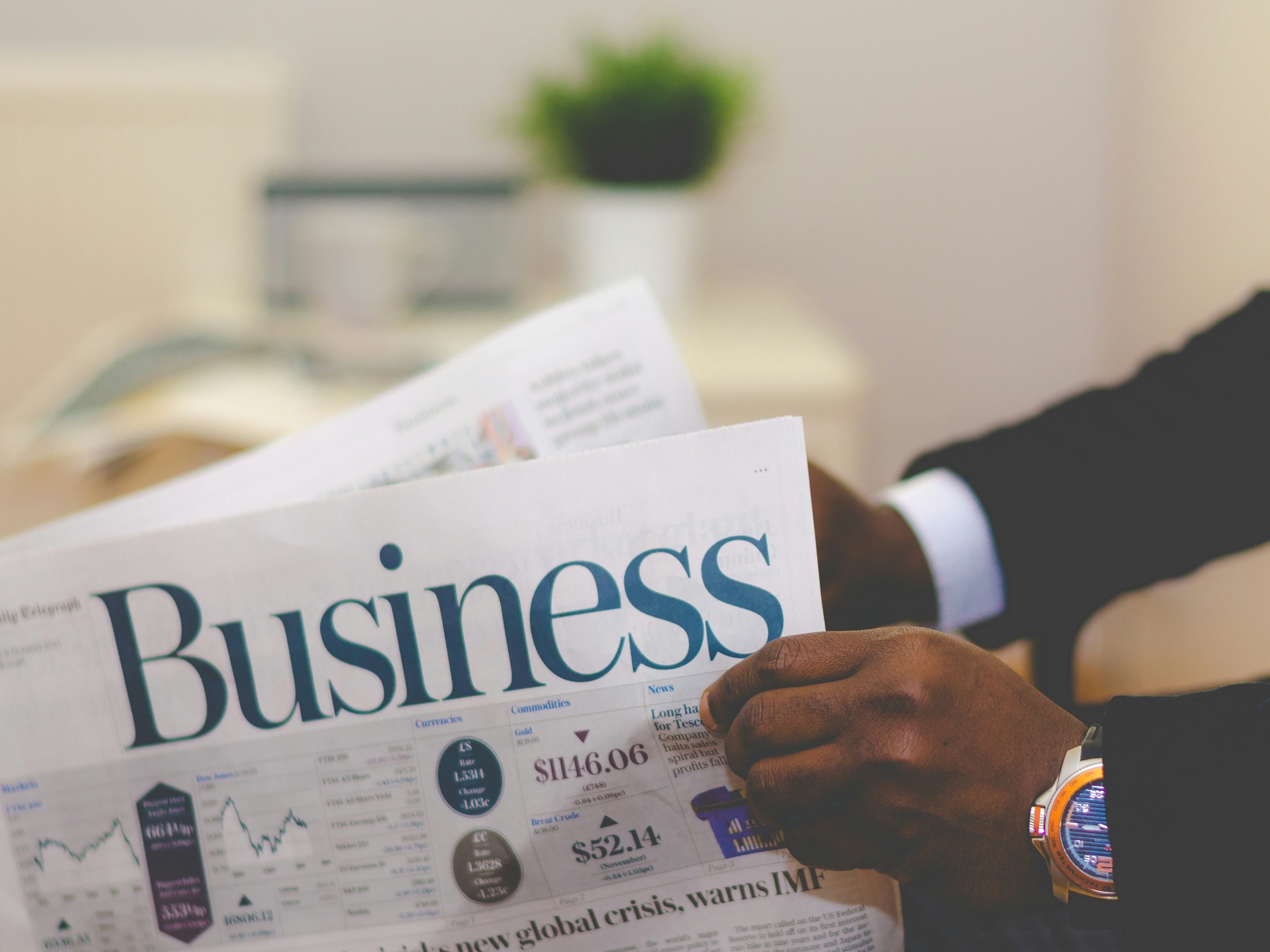 التحول الرقمي في الخدمات المصرفية عبر الذكاء الاصطناعي.. تحديات كبيرة تواجه العاملين في القطاع المالي عام 2025