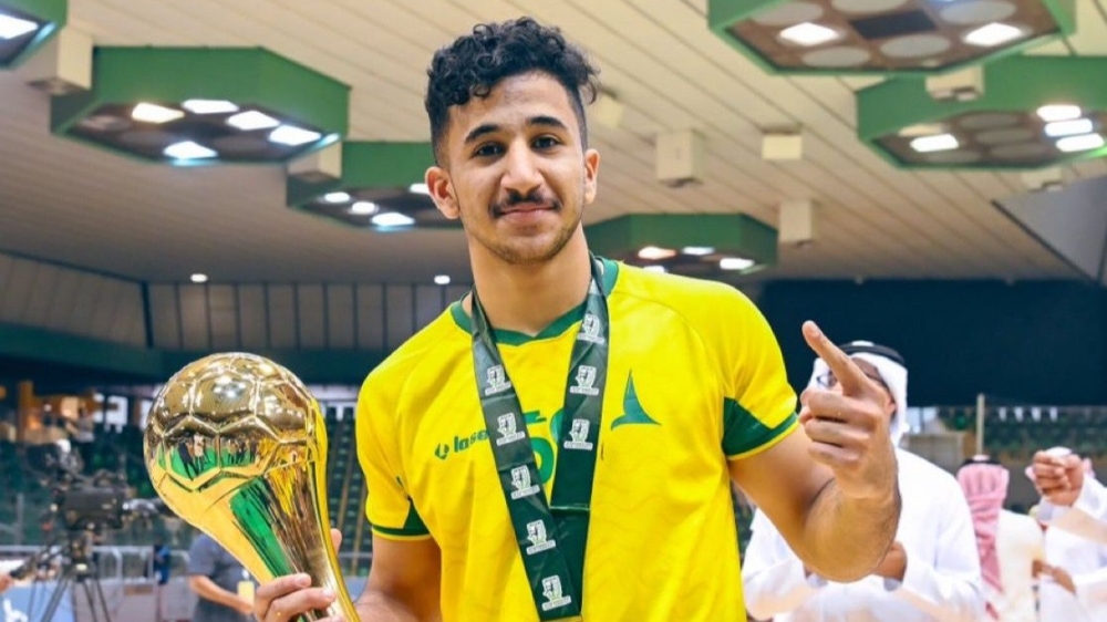 الخليج يعلن استمرار التريكي حتى عام 2027 بعد توقيع عقد جديد لمدة 3 سنوات