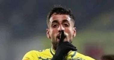 وصول عدي الدباغ إلى القاهرة وجلسة تصويره الرسمية بقميص الزمالك 2025