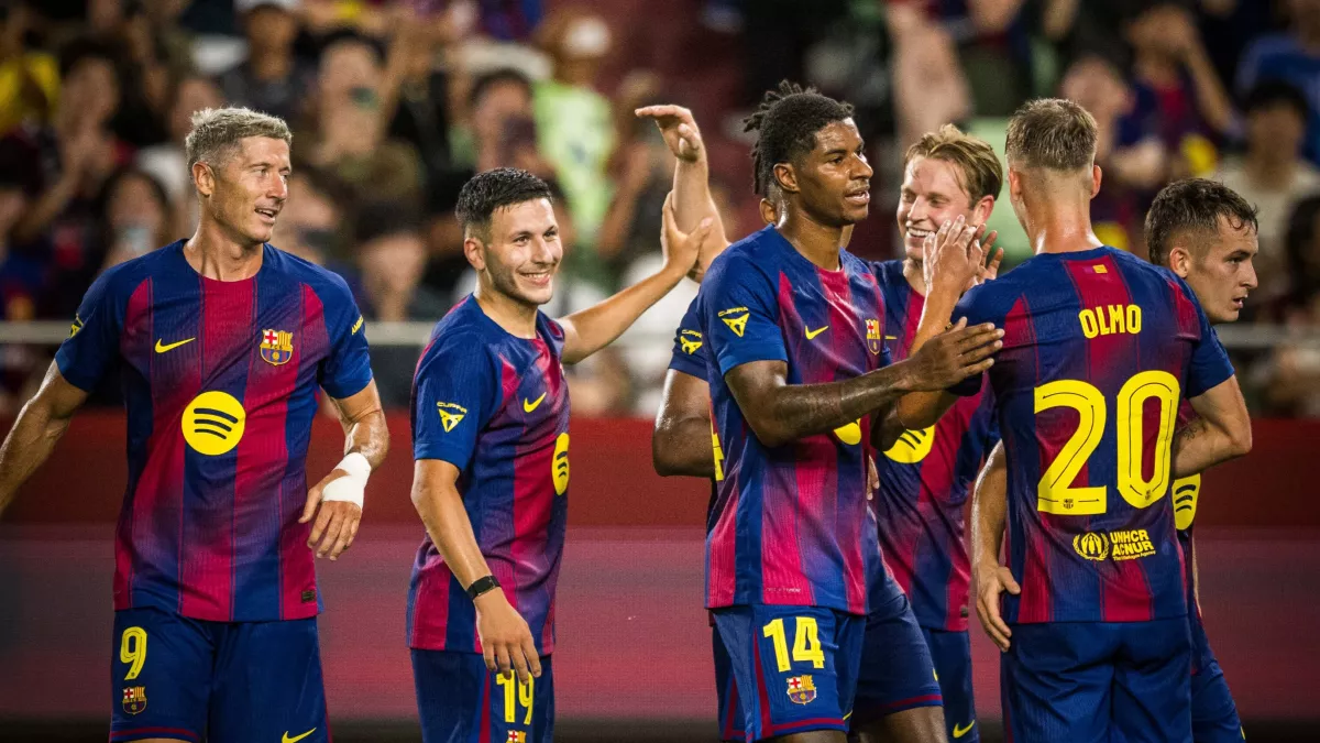 الـ 400 مليون يورو تثير التساؤلات مجدداً.. جدل واسع بين النصر وبرشلونة في 2025