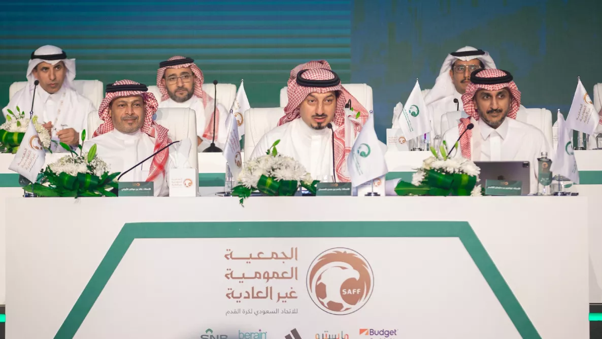 الكرة السعودية تواصل أزمة السوبر.. استقالة الاتحاد في 2025