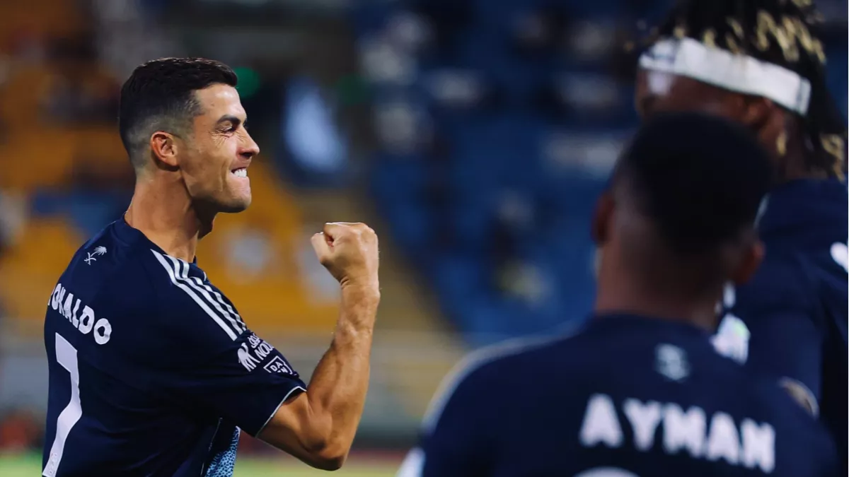 تعليمات رونالدو تدفع النصر لضم نجم هجومي بارز في 2025