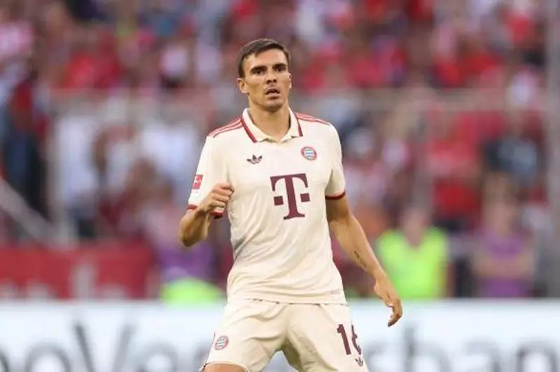 بايرن ميونخ يقرّ بغياب بالينيا عن المباريات في ظل استمرار مفاوضات رحيله 2025