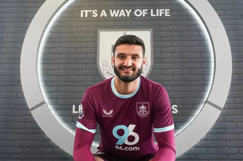 بيرنلي يعزز صفوفه الهجومية بصفقة جديدة من تشيلسي بشكل رسمي في 2025