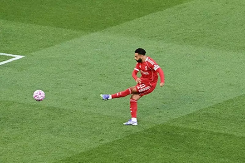 تألق صلاح يمنح ليفربول الفوز على أتلتيك بلباو في المواجهة الودية 2025