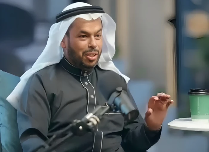 دكتور من جامعة جازان يشارك تجربته في العمل مع “أوبر” عام 2025 ويكشف تفاصيل موقف جمعه بأحد طلابه