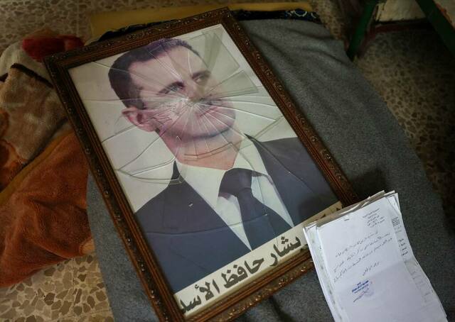 تحركات سورية جديدة مع الإنتربول لتسليم بشار وماهر الأسد في 2025