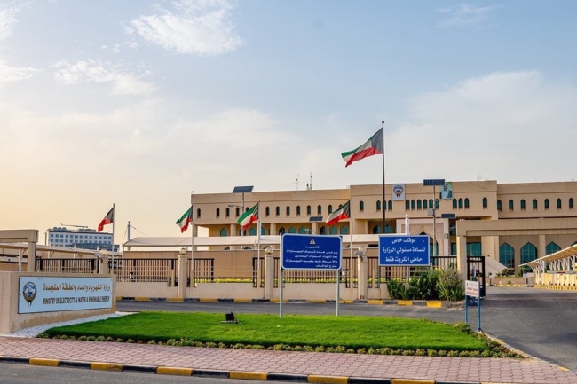 تحقيق لمعرفة أسباب حريق أبراج المطلاع قيد الإنشاء من قبل «الكهرباء» في 2025