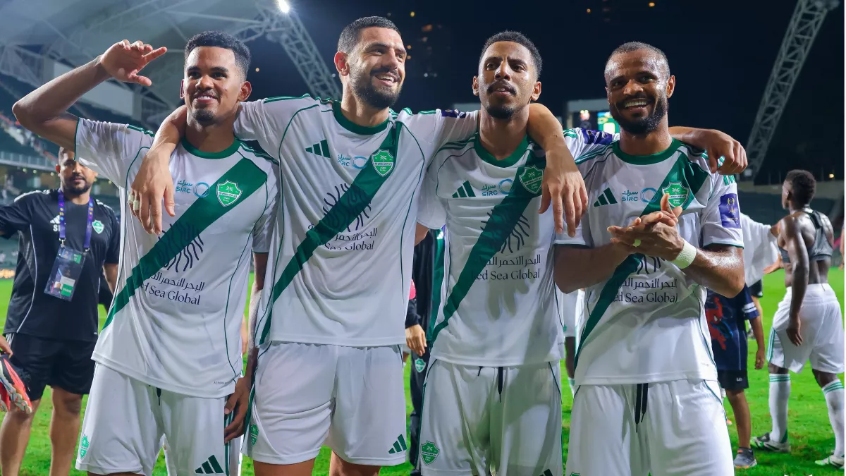 الأهلي يضع نجم الدوري الألماني على رأس أولوياته في صيف 2025