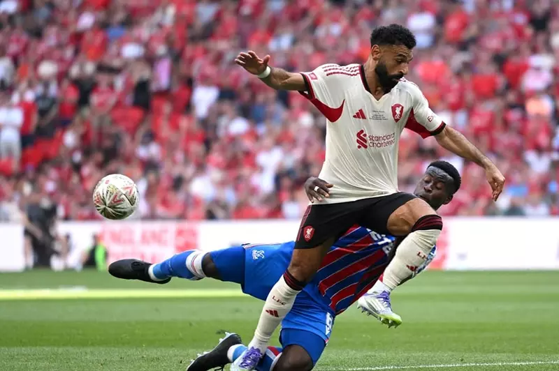 تعرف على موعد مواجهة ليفربول القادمة في أنفيلد بعد هزيمة الدرع الخيرية 2025