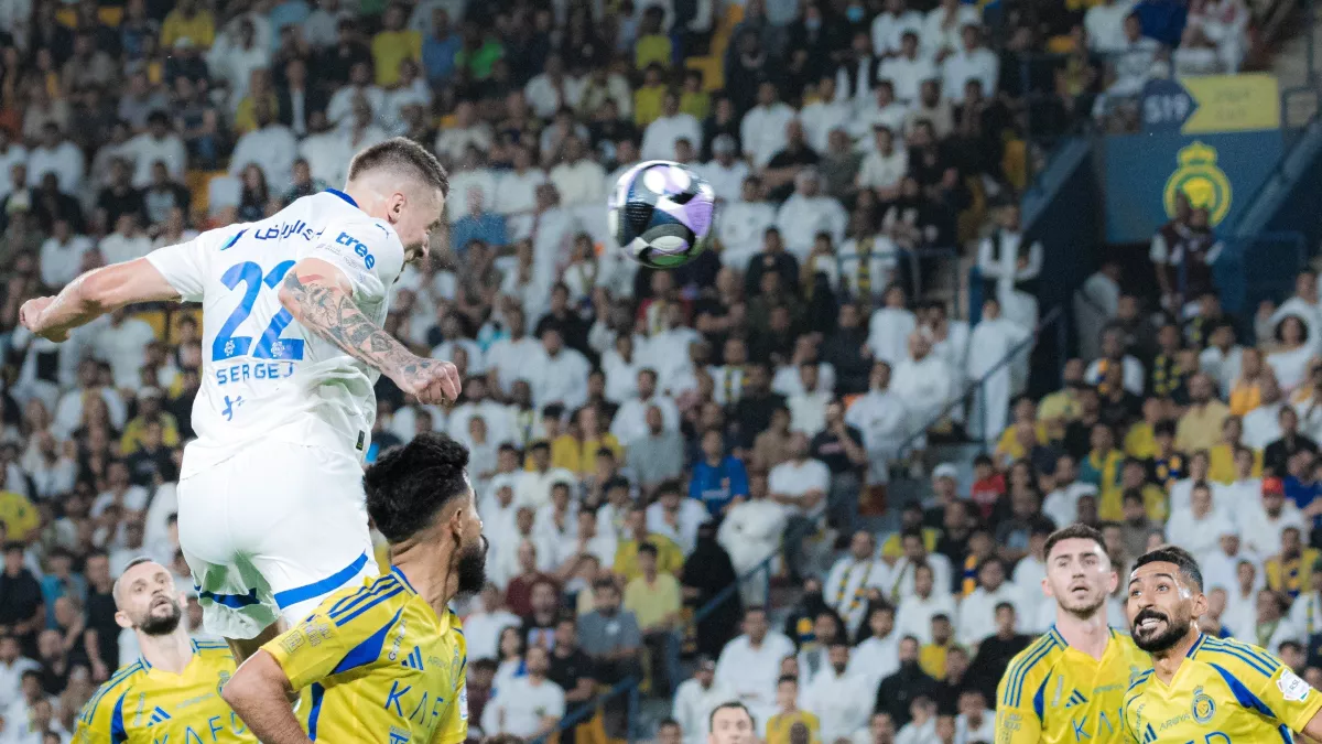 تعرّف على التوقيت الجديد لديربي الهلال والنصر في دوري روشن للمحترفين 2025