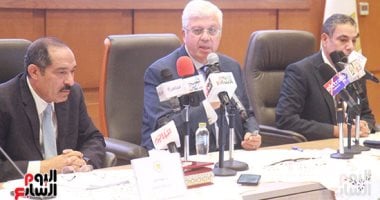 تهنئة وزير التعليم العالى لطلاب الثانوية العامة المرشحين لتنسيق المرحلة الأولى لعام 2025