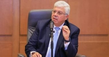 أيمن عاشور يسافر إلى السويد للمشاركة في المعرض الدولي للتعليم العالي 2025