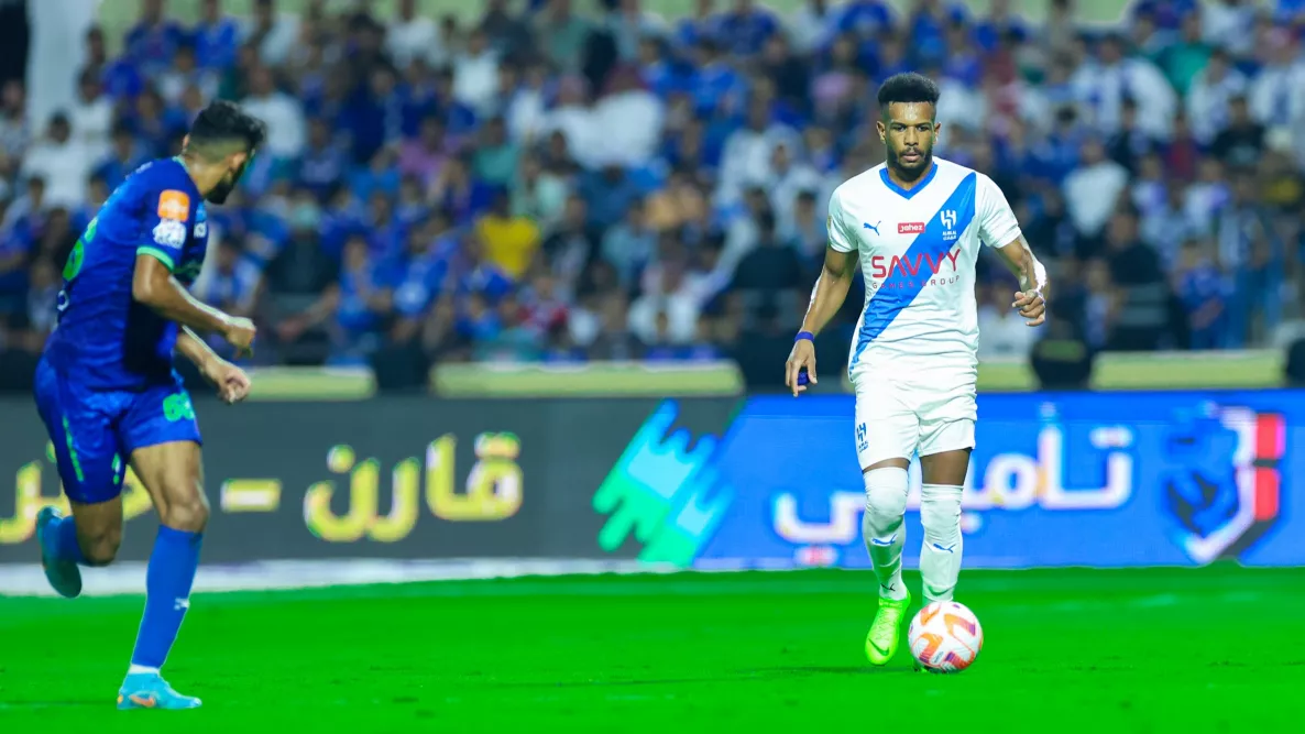 جستنيه يطالب إدارة الاتحاد بإلغاء صفقة جديدة ويصفها بالمصيبة