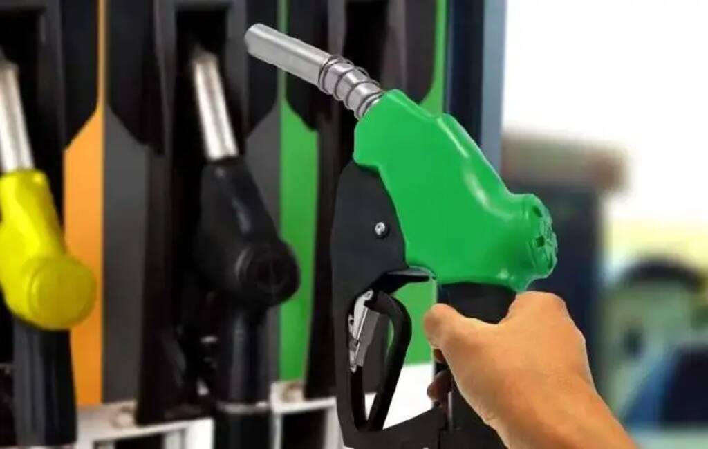 حظر تصدير البنزين الروسي مستمر حتى نهاية سبتمبر 2025