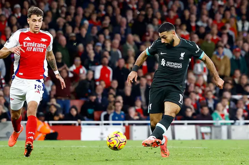 محمد صلاح ضمن المرشحين لجائزة هدف الشهر مع ليفربول في 2025
