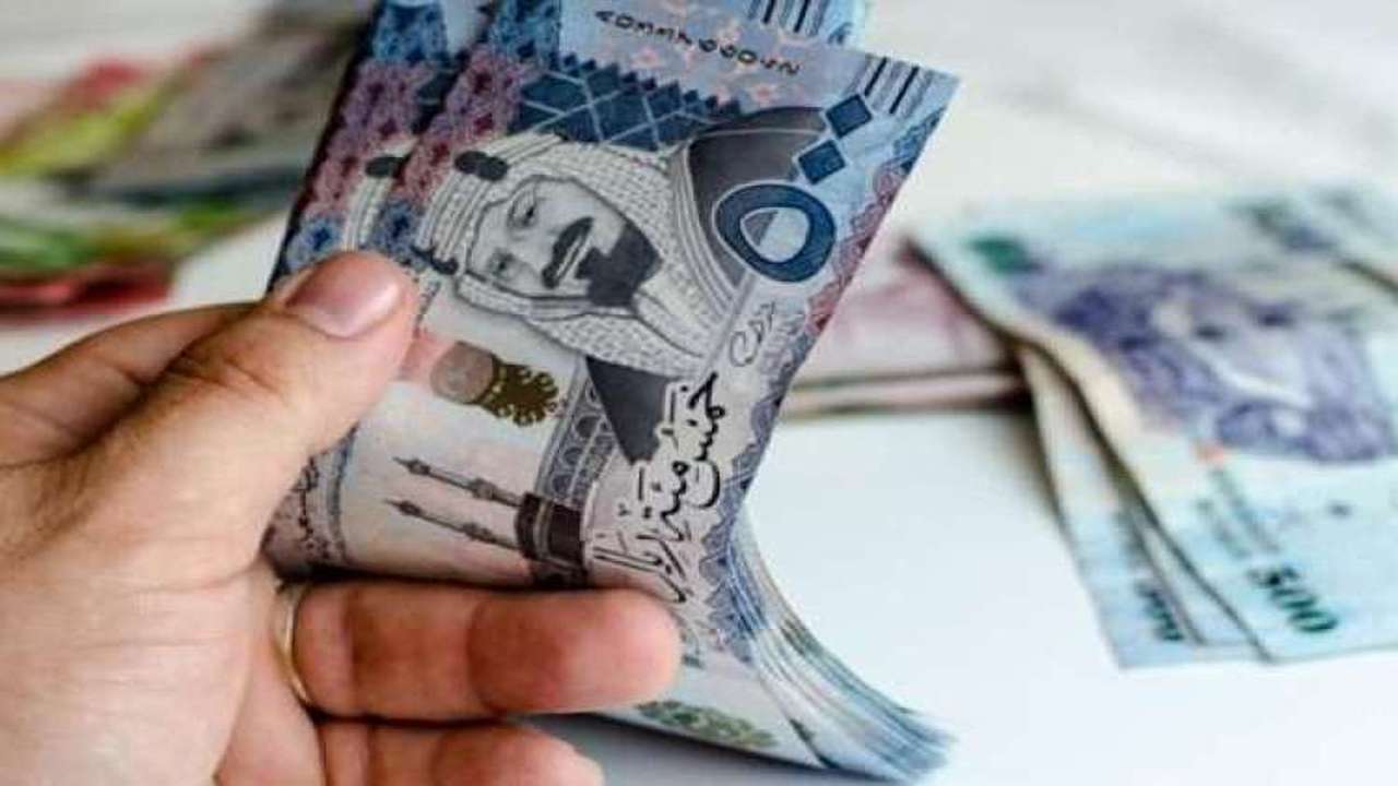 زيادة رواتب موظفي الدولة في السعودية مع راتب أغسطس 2025.. الموارد البشرية توضح بمناسبة المولد النبوي الشريف