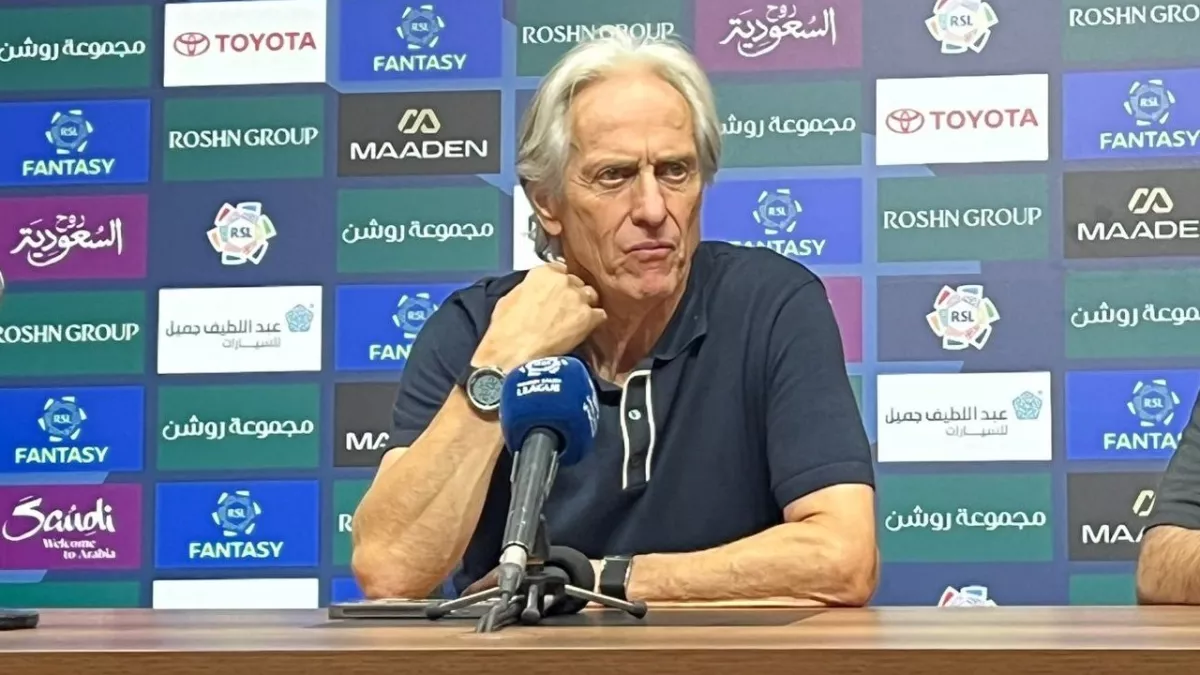 خيسوس يعتمد الواقعية بعد تصدر النصر لدوري روشن 2025