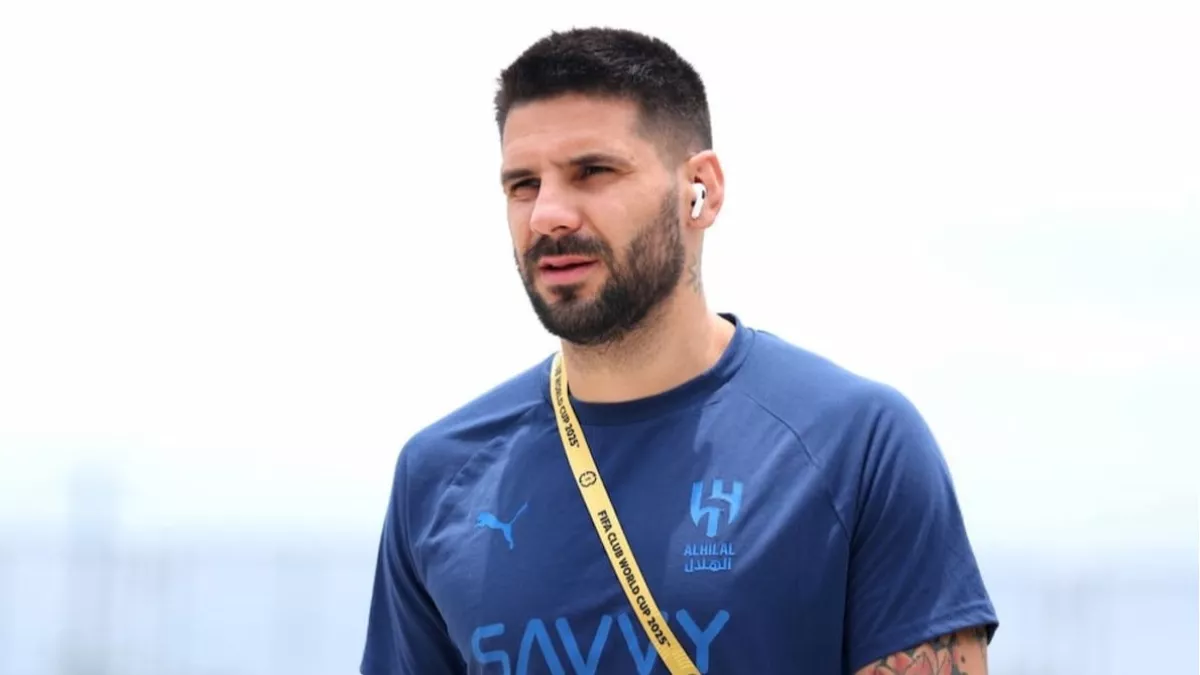 الريان يظفر بصفقة ميتروفيتش مجاناً.. الهلال يتكبد الخسارة في 2025