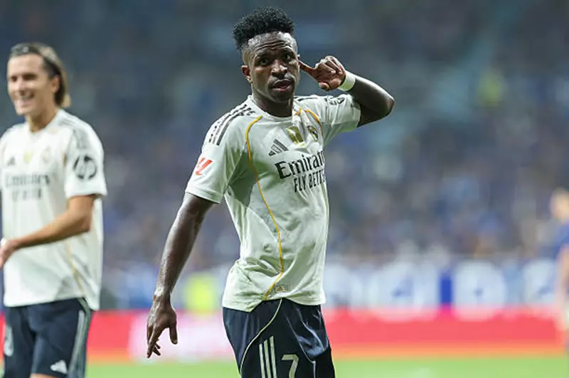 ريال مدريد يمهد الطريق لانتقال فينيسيوس في 2025 مجانًا