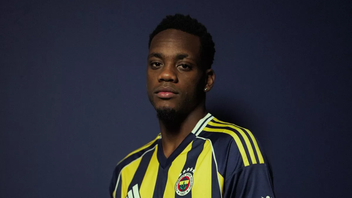 صدمة جديدة في الساحة الرياضية السعودية.. دوران يجهض انضمام صفقة عالمية إلى الاتحاد