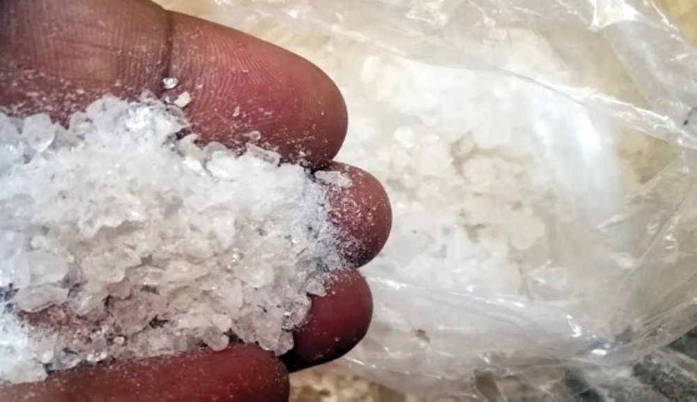 ضبط شخصين بتهمة ترويج المخدرات في الرياض والمنطقة الشرقية عام 2025