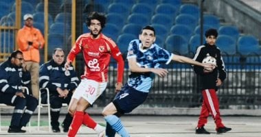 طاقم تحكيم إسباني مرشح لإدارة مواجهة الأهلى وبيراميدز بالدوري 2025