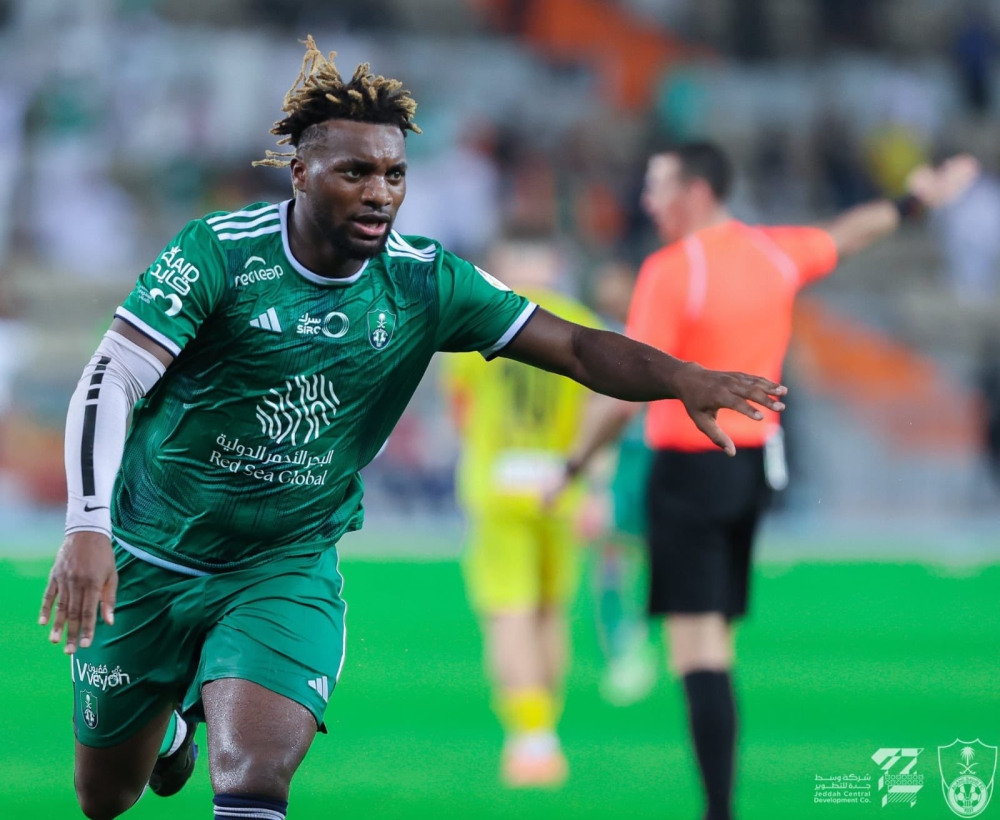 عقد ماكسيمان مع كلوب أمريكا والأهلي.. بنود الاتفاق كاملة لعام 2025