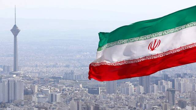 عقوبات أمريكية جديدة تستهدف كيانات وسفن ترتبط بصادرات النفط الإيراني في 2025