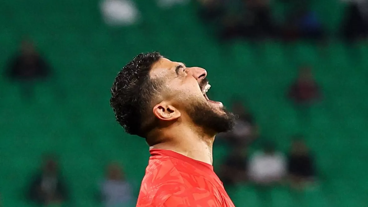 عودة المعيوف للهلال تثير الدهشة.. رد فعل مغاير للجماهير في 2025