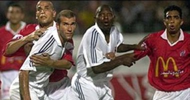 فى مثل هذا اليوم.. الأهلي يتفوق على ريال مدريد بهدف صنداى فى لقاء القرن