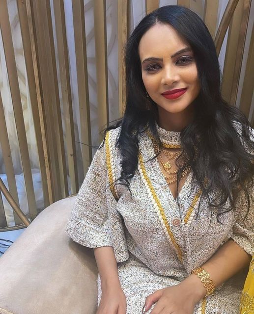 فيديو متداول.. زوجة الحرس الخاص لقائد الدعم السريع تثير الجدل في السعودية بمرافقة شاب مصري باسم “عصومي” 2025