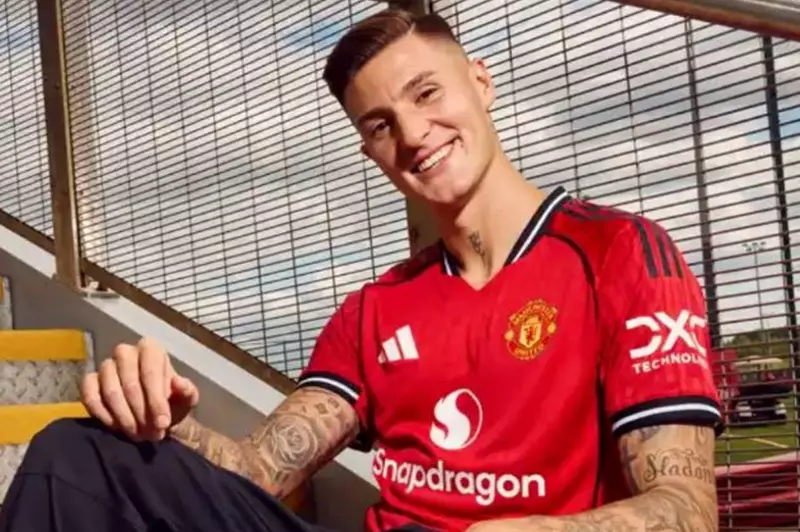 قائمة أغلى 10 صفقات صيفية في البريميرليج 2025.. سيسكو ينضم ويزيح فيرتز