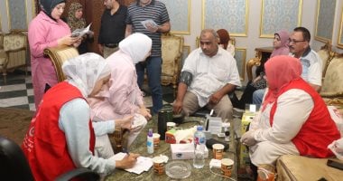 قافلة طبية تزور نقابة المعلمين ضمن مبادرة 100 مليون صحة الرئاسية في عام 2025