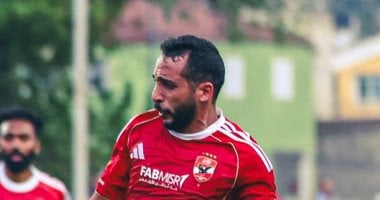 كريم فؤاد يبدي استعداده للاستمرار مع الأهلي قبل اجتماع 2025 المنتظر