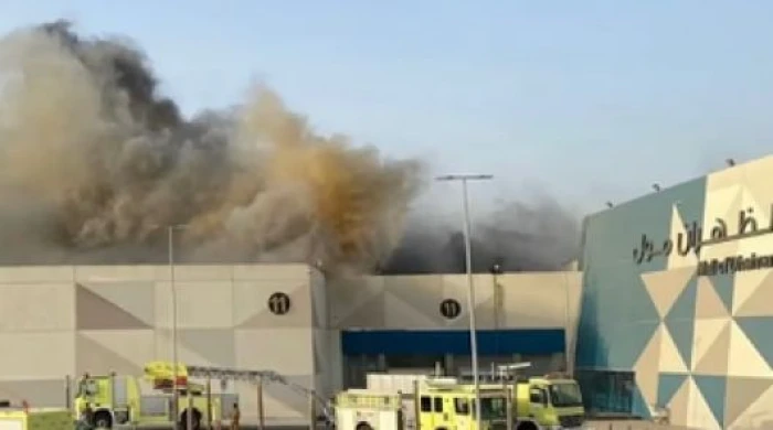 كشف قيمة التسوية التأمينية بين شركة التأمين وسينومي سنترز بعد 3 أعوام من حادثة حريق الظهران مول في 2025