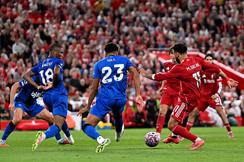 كيف قادت تدريبات ليفربول في 2025 صلاح لتسجيل هدفه أمام بورنموث بالقدم الضعيفة