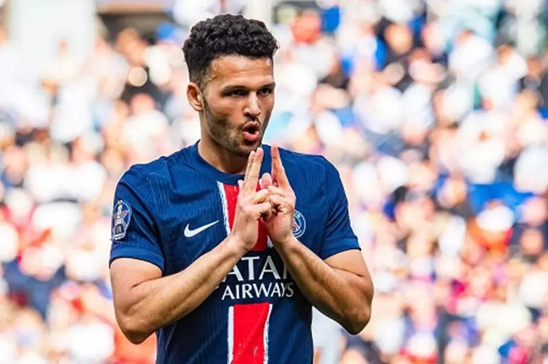 متابعة نيوكاسل لوضع راموس مع باريس سان جيرمان في 2025