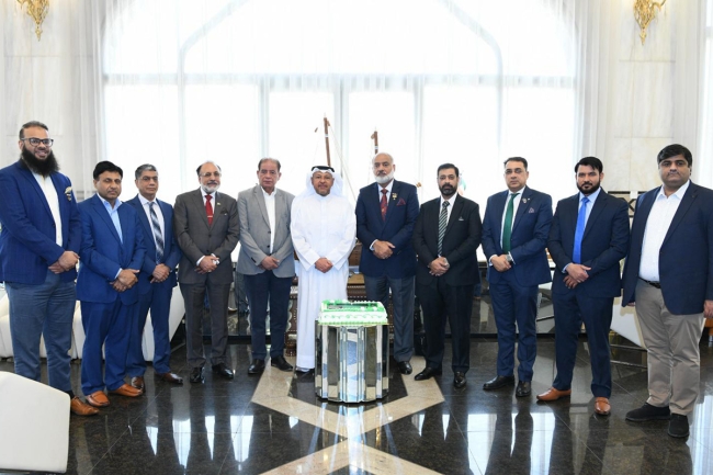 محافظ الفروانية يعبّر عن أطيب أمنياته لباكستان بمزيد من الازدهار والتطور في 2025