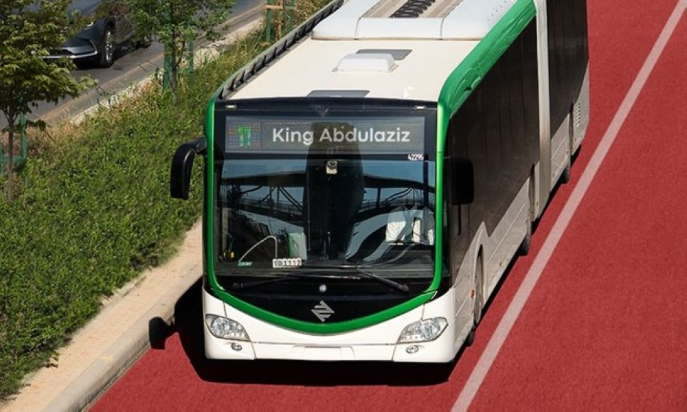 مسارات حافلات الرياض الجديدة تعزز التكامل مع شبكة قطار المدينة في 2025