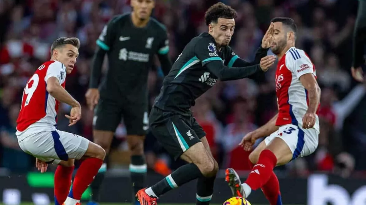 ملخص جميع لقاءات ليفربول وأرسنال في الدوري الإنجليزي الممتاز حتى عام 2025