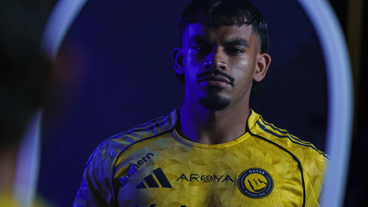 النصر يعلن تعاقده مع سعد الناصر قادماً من التعاون في صفقة صيف 2025