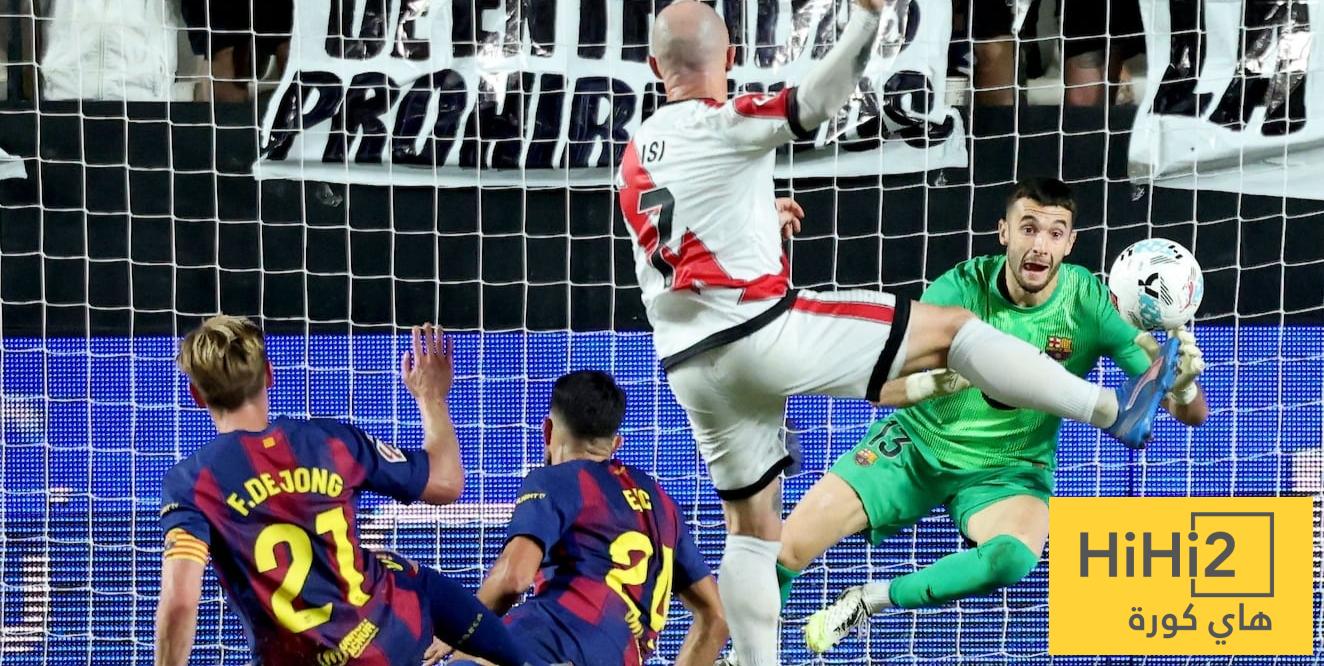 جوان غارسيا يمنح برشلونة فوزاً مثيراً على رايو في فاليكاس