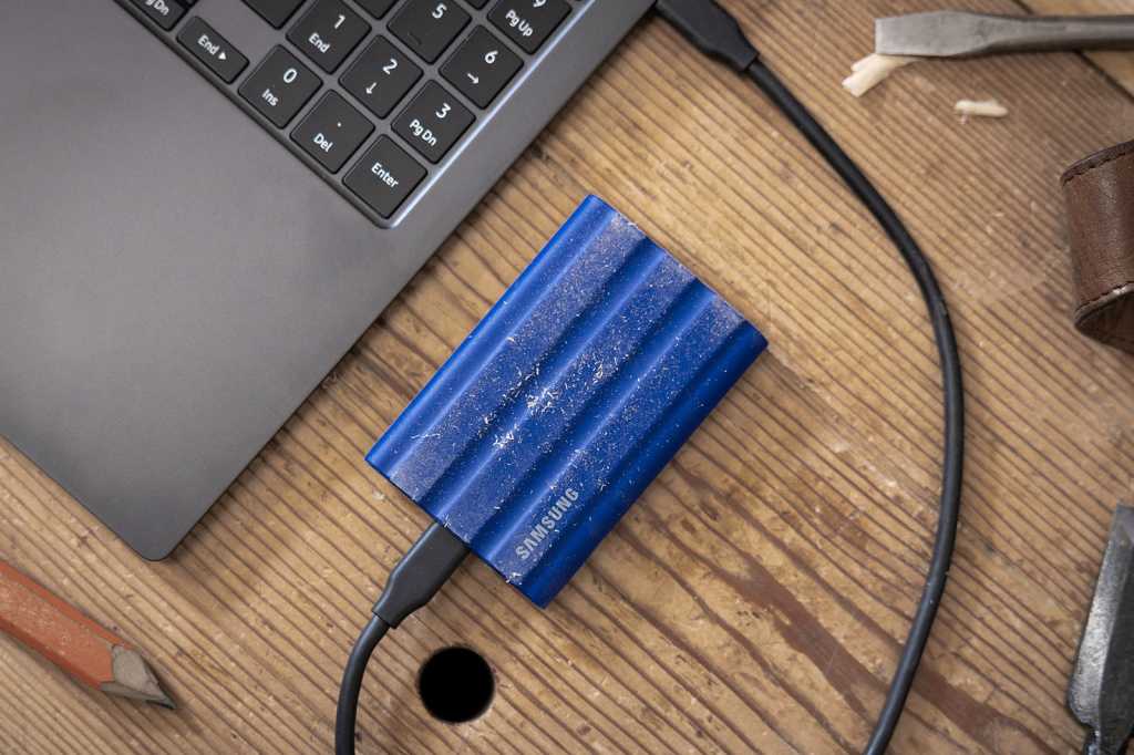 أسباب تجعل الجميع بحاجة إلى SSDs المحمولة في 2025.. ليست مجرد وسيلة للنسخ الاحتياطي للكمبيوتر الشخصي