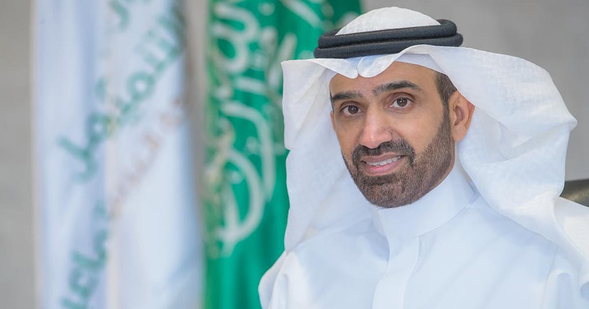 إعلان لائحة فحوصات اللياقة المهنية والأمراض غير المعدية من وزير الموارد البشرية والتنمية الاجتماعية