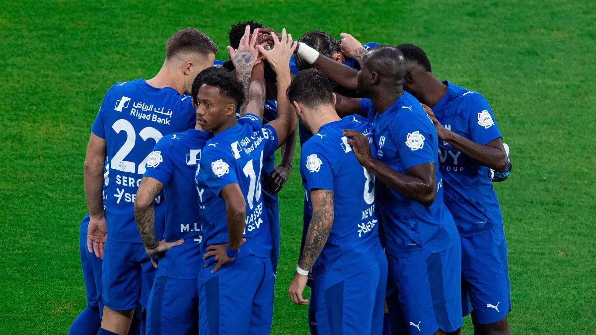 الأخدود يحقق انتصاراً مدوياً على الهلال 2025.. زلزال يهز أرجاء ملعب المملكة أرينا